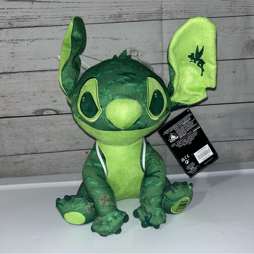 NWT Disney Store Stitch Crashes Peter Pan #11 Plush